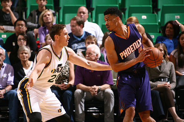 丹麦以2 丹麦以2