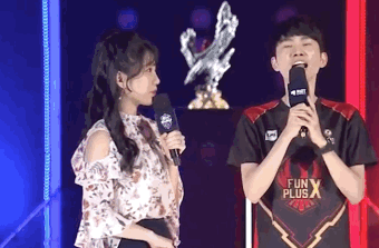 人振奋不已 人振奋不已